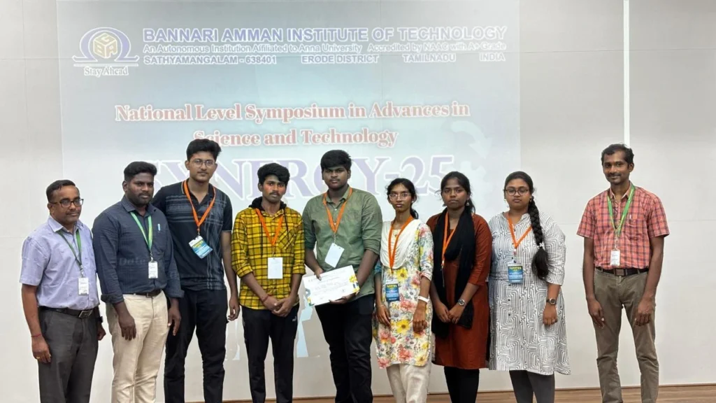 Winners of Synergy 2025 get awarded.